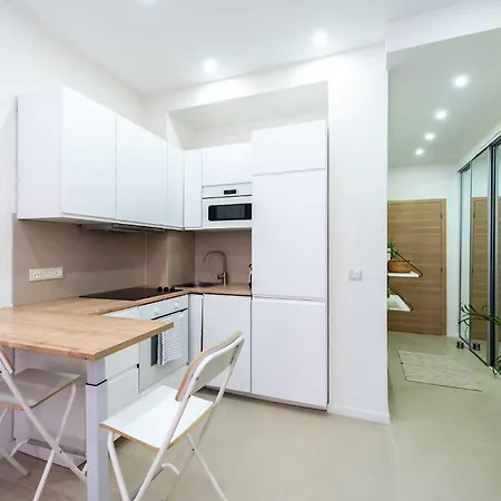 Apartment Modern -1bdr 4p - 300m From The Antibes