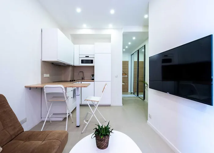 Appartement Modern -1bdr 4p - 300m From The *