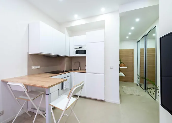 Appartement Modern -1bdr 4p - 300m From The Antibes